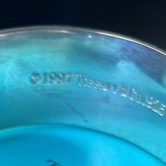 Please beware of these Tiffany Notes collection fakes!!! - Picture 2 of 5